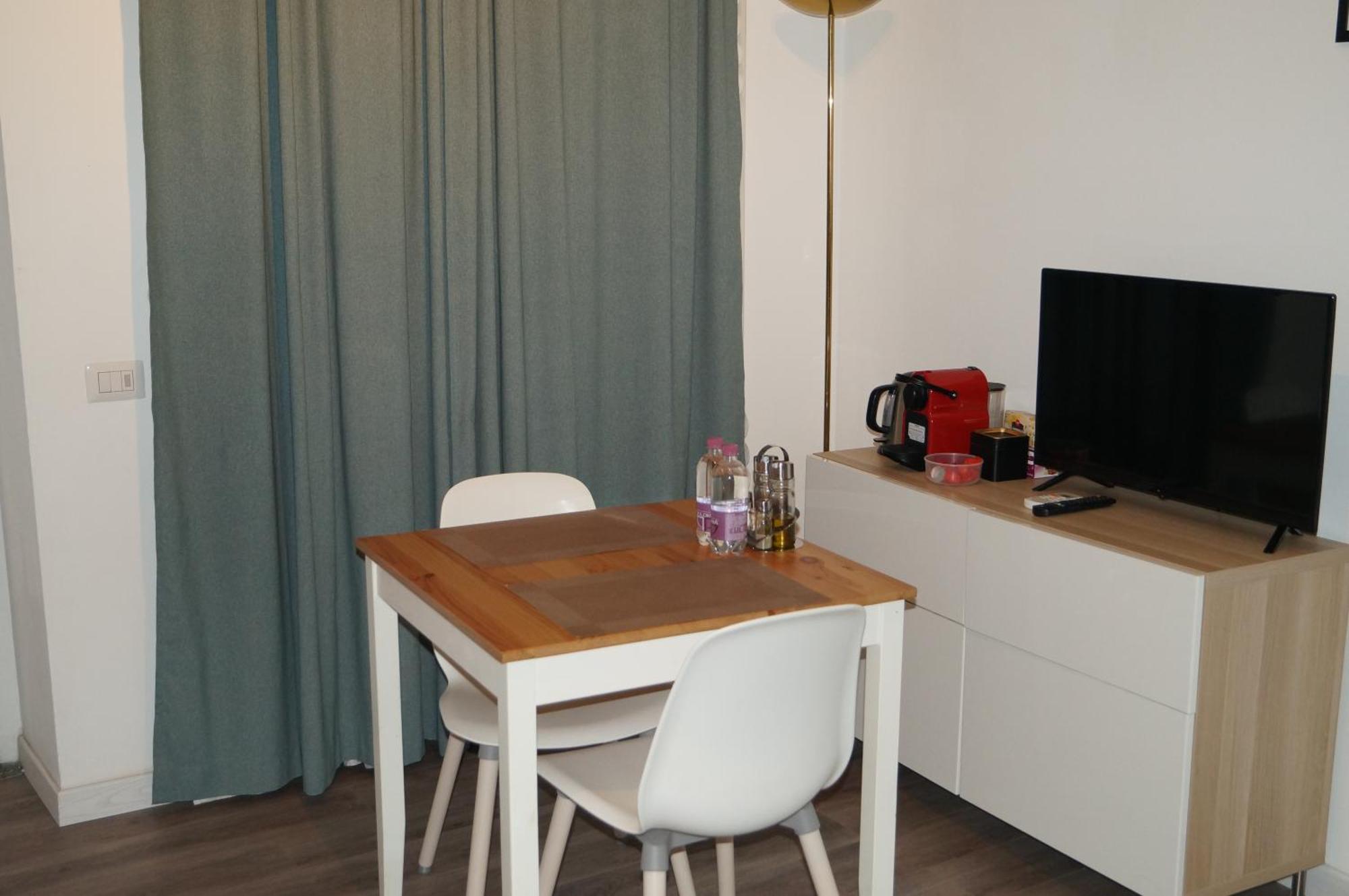 דירות מילאנו House Naviglio Quattro מראה חיצוני תמונה